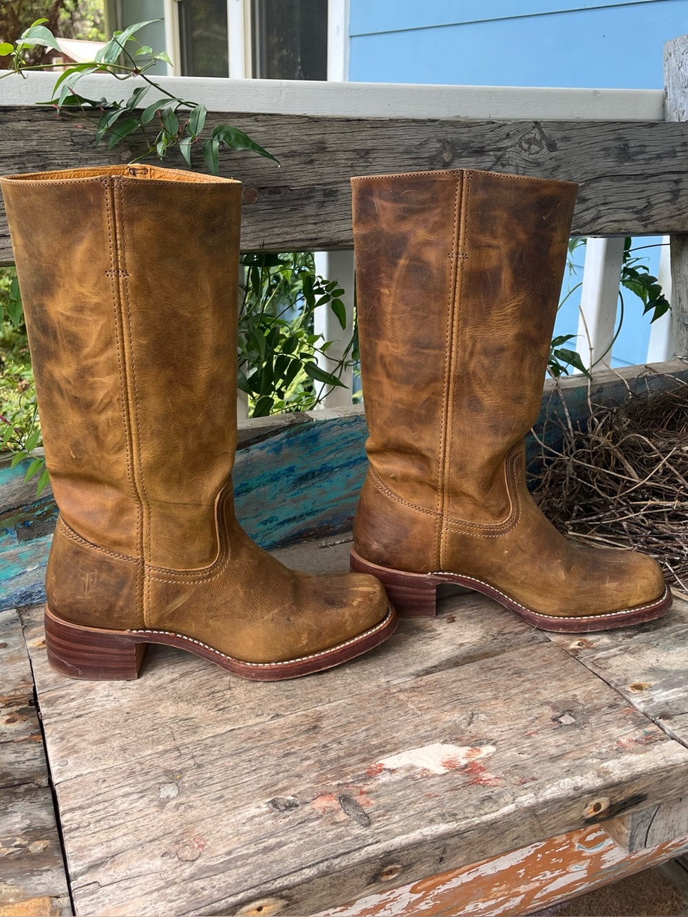 Frye Campus boots - Distressed Brown Leather sz 10 - 14l - stacked heel - Picture 6 of 12